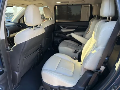 More photos of 2023 Subaru Ascent Limited at Jerry Hunt Supercenter - Lexington, NC