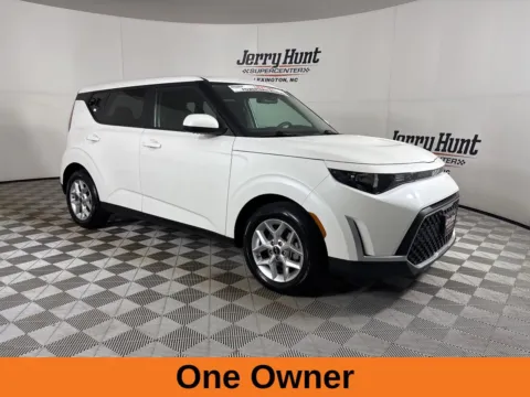More photos of 2024 Kia Soul LX at Jerry Hunt Supercenter - Lexington, NC