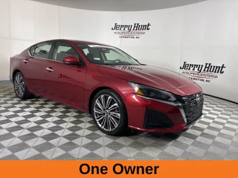 More photos of 2023 Nissan Altima 2.5 SL at Jerry Hunt Supercenter - Lexington, NC