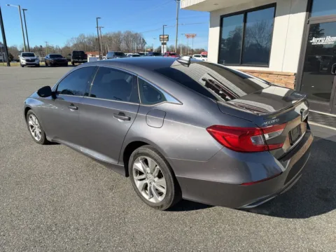 More photos of 2020 Honda Accord LX at Jerry Hunt Supercenter - Lexington, NC