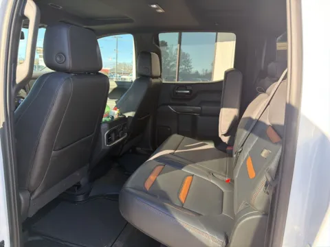 More photos of 2021 GMC Sierra 1500 AT4 at Jerry Hunt Supercenter - Lexington, NC