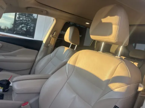 Another view of 2019 Nissan Murano SL for sale in Lexington, NC at Jerry Hunt Supercenter - Lexington