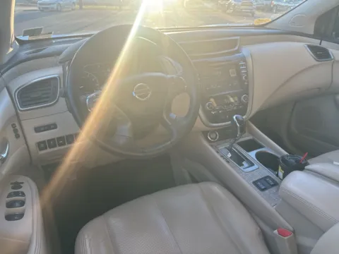 More photos of 2019 Nissan Murano SL at Jerry Hunt Supercenter - Lexington, NC
