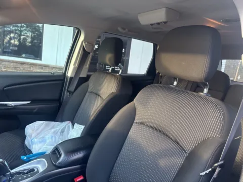 Another view of 2020 Dodge Journey SE for sale in Lexington, NC at Jerry Hunt Supercenter - Lexington