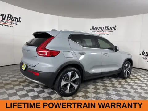More photos of 2024 Volvo XC40 B5 Plus Bright Theme at Jerry Hunt Supercenter - Lexington, NC