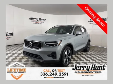 Blue 2024 Volvo XC40 B5 Plus Bright Theme for sale in Lexington, NC