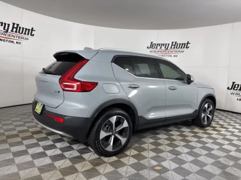 More photos of 2024 Volvo XC40 B5 Plus Bright Theme at Jerry Hunt Supercenter - Lexington, NC
