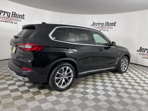 More photos of 2023 BMW X5 xDrive45e at Jerry Hunt Supercenter - Lexington, NC