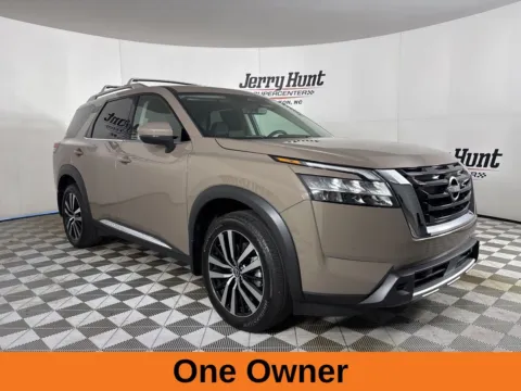 More photos of 2024 Nissan Pathfinder Platinum at Jerry Hunt Supercenter - Lexington, NC