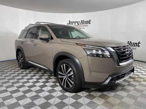 More photos of 2024 Nissan Pathfinder Platinum at Jerry Hunt Supercenter - Lexington, NC