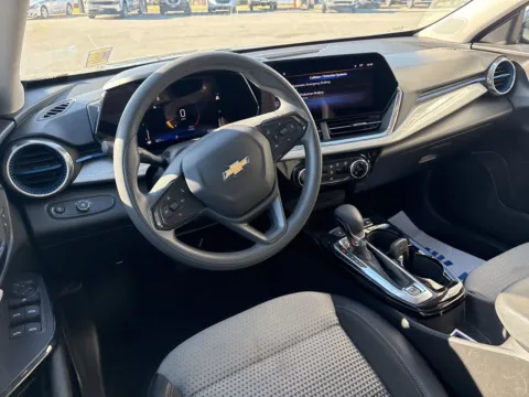 More photos of 2025 Chevrolet Trax LT at Jerry Hunt Supercenter - Lexington, NC