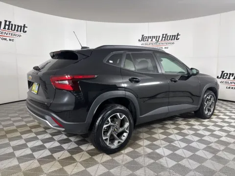 More photos of 2025 Chevrolet Trax LT at Jerry Hunt Supercenter - Lexington, NC