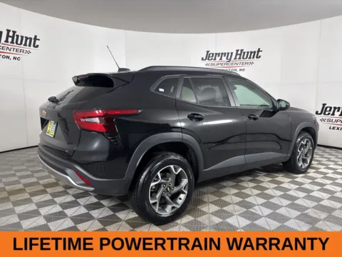 More photos of 2025 Chevrolet Trax LT at Jerry Hunt Supercenter - Lexington, NC