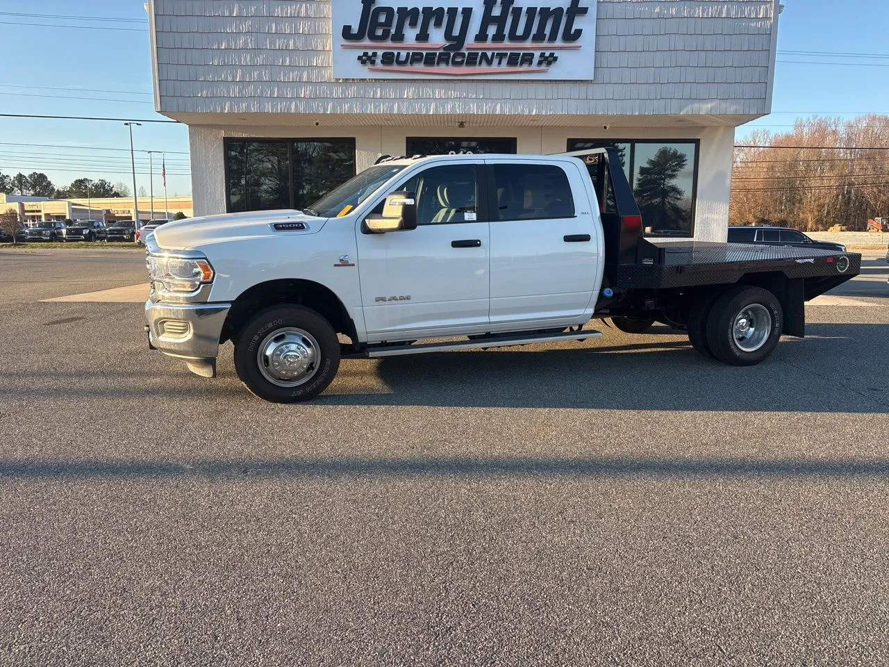 White 2024 Ram 3500 SLT for sale in Lexington, NC