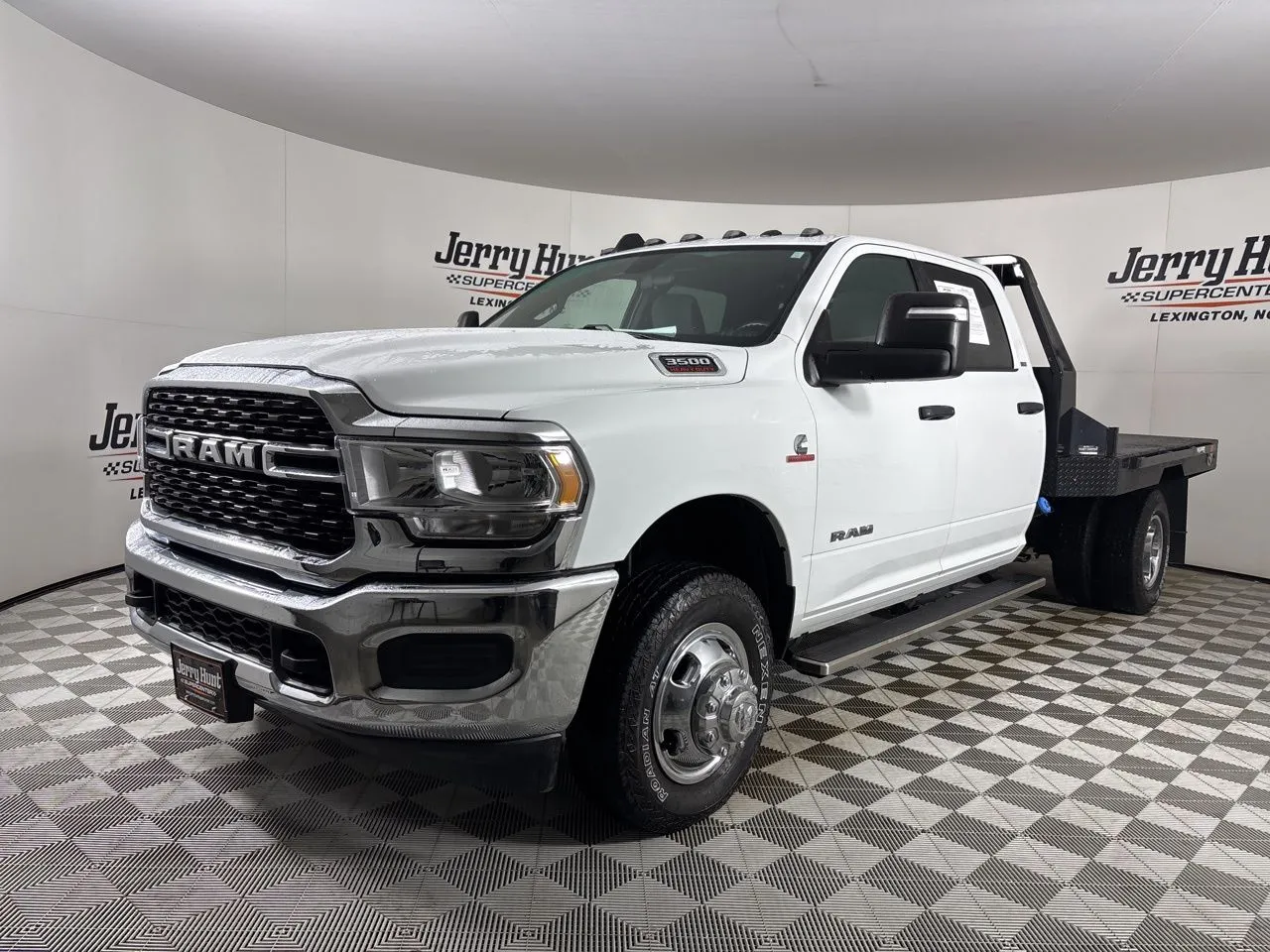 2024 RAM Ram 3500 Chassis Cab SLT's photo