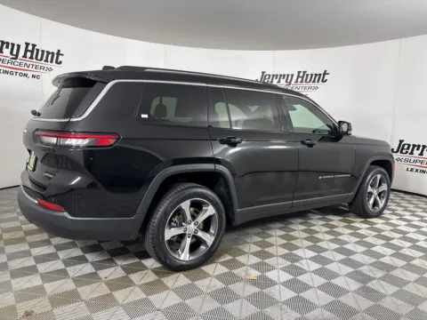More photos of 2023 Jeep Grand Cherokee L Limited at Jerry Hunt Supercenter - Lexington, NC