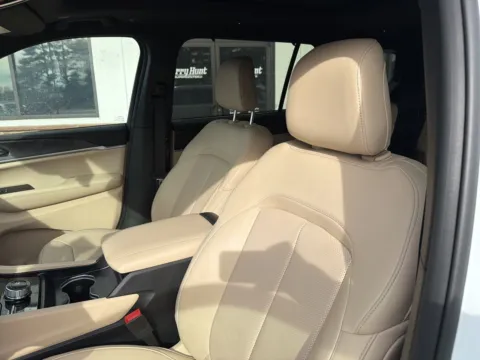 Another view of 2024 Jeep Grand Cherokee L Limited for sale in Lexington, NC at Jerry Hunt Supercenter - Lexington