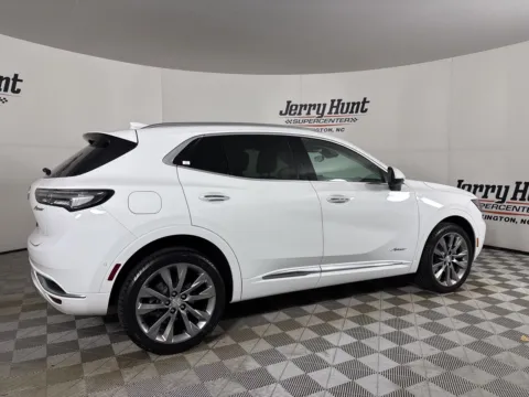 More photos of 2021 Buick Envision Avenir at Jerry Hunt Supercenter - Lexington, NC