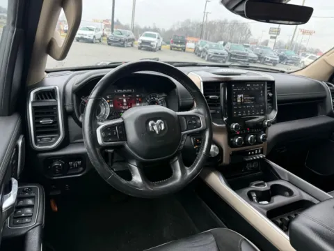 More photos of 2021 Ram 1500 Laramie at Jerry Hunt Supercenter - Lexington, NC