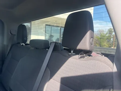 More photos of 2022 Chevrolet Silverado 1500 LT at Jerry Hunt Supercenter - Lexington, NC