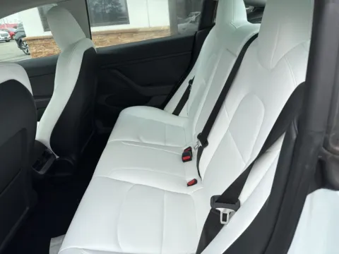 More photos of 2023 Tesla Model 3 at Jerry Hunt Supercenter - Lexington, NC