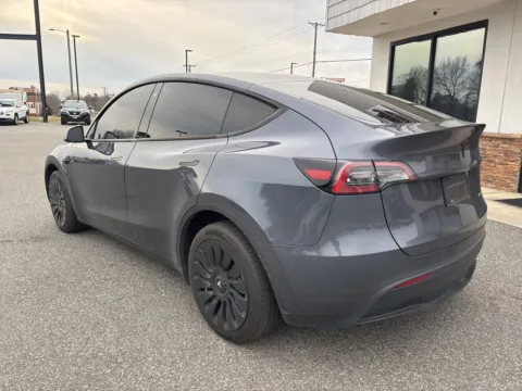 More photos of 2023 Tesla Model Y Long Range at Jerry Hunt Supercenter - Lexington, NC