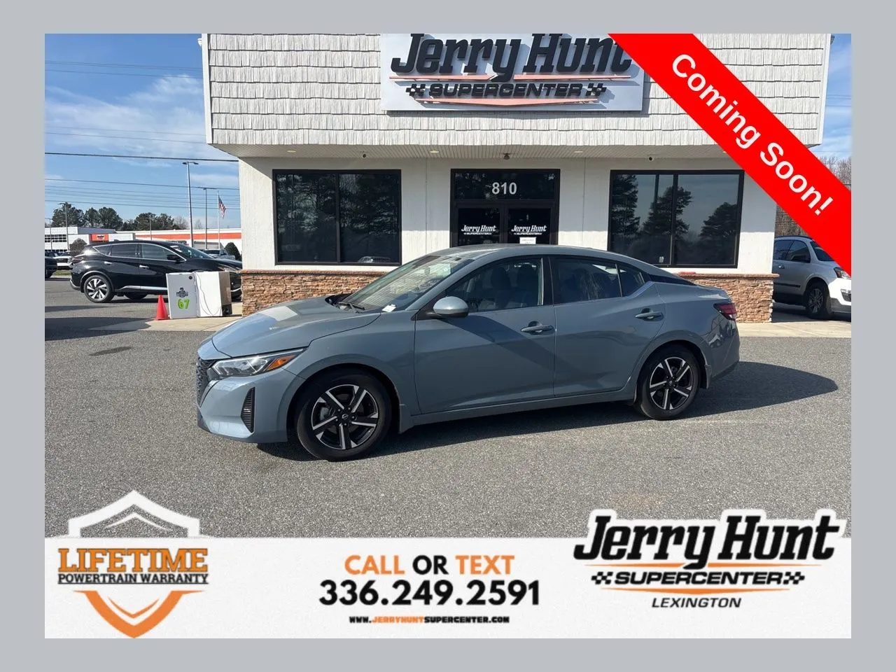 2024 Nissan Sentra SV's photo