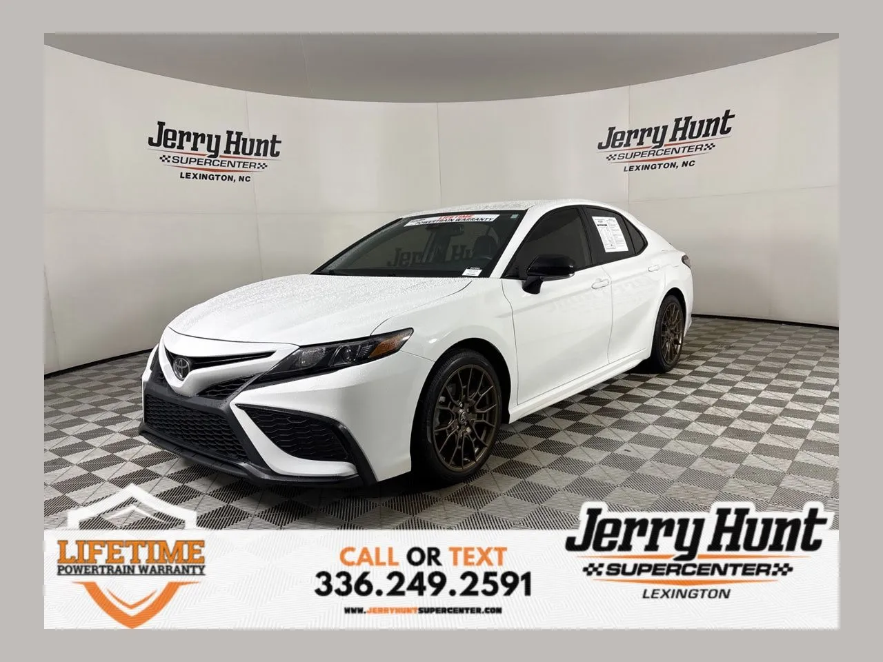 White 2023 Toyota Camry SE Nightshade for sale in Lexington, NC