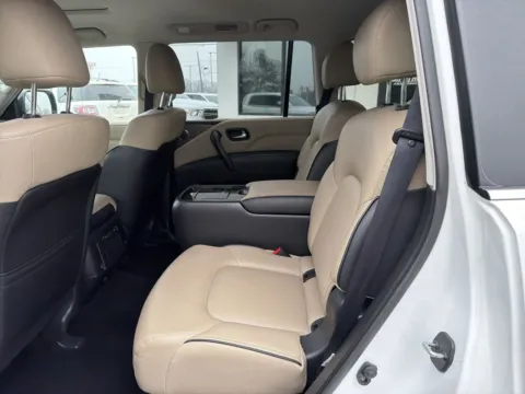 More photos of 2024 INFINITI QX80 Premium Select at Jerry Hunt Supercenter - Lexington, NC