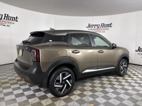 More photos of 2025 Nissan Kicks SV at Jerry Hunt Supercenter - Lexington, NC
