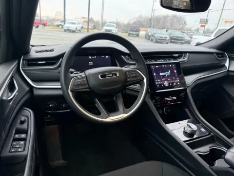 More photos of 2024 Jeep Grand Cherokee Laredo at Jerry Hunt Supercenter - Lexington, NC