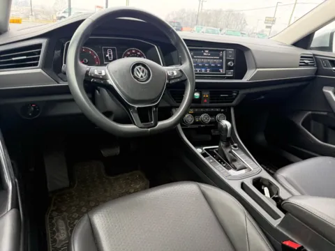 More photos of 2020 Volkswagen Jetta 1.4T SE at Jerry Hunt Supercenter - Lexington, NC
