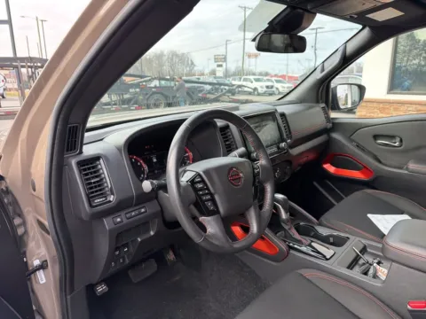 More photos of 2024 Nissan Frontier PRO-4X at Jerry Hunt Supercenter - Lexington, NC