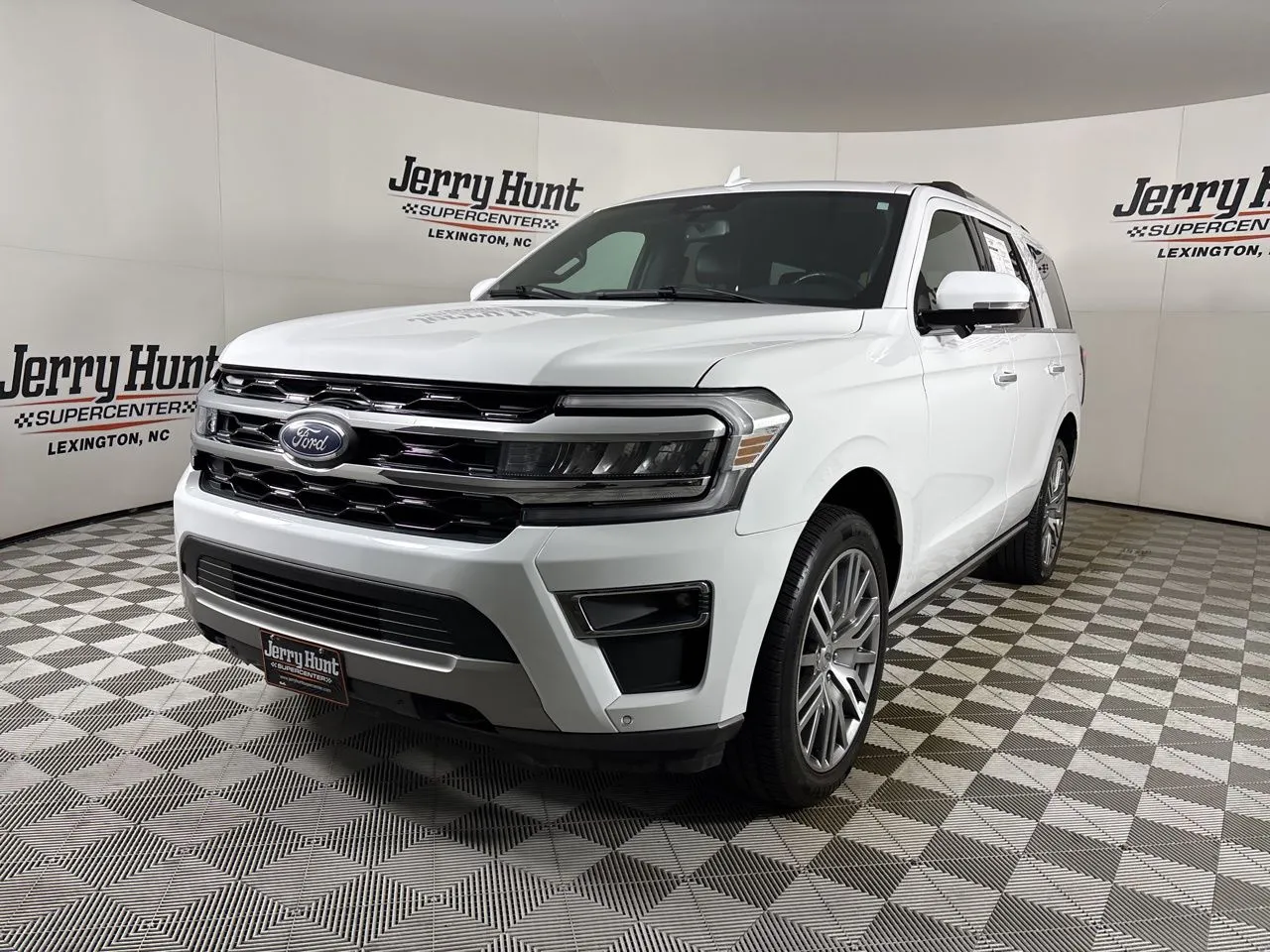 White 2023 Ford Expedition Limited for sale in Lexington, NC