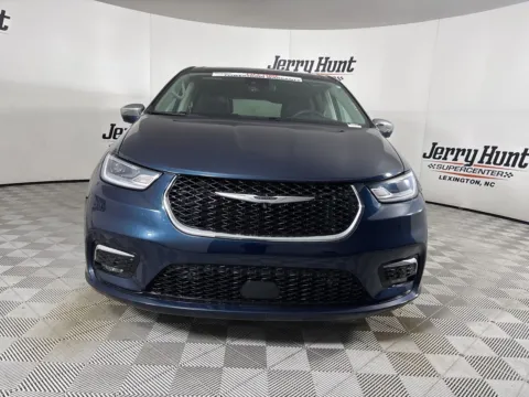 Photos of 2022 Chrysler Pacifica Hybrid Limited for sale in Lexington, NC at Jerry Hunt Supercenter - Lexington