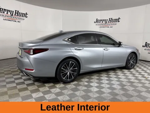 More photos of 2023 Lexus ES 350 at Jerry Hunt Supercenter - Lexington, NC