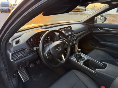 More photos of 2019 Honda Accord Sport 2.0T at Jerry Hunt Supercenter - Lexington, NC