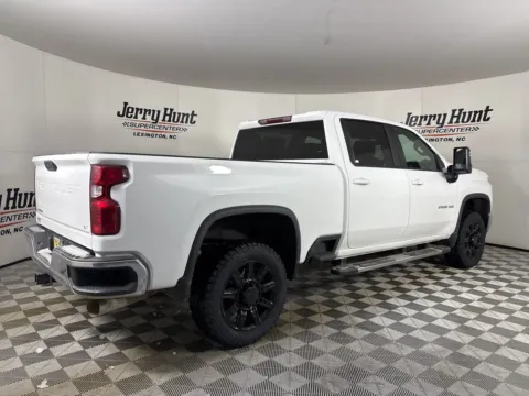 More photos of 2023 Chevrolet Silverado 2500HD LT at Jerry Hunt Supercenter - Lexington, NC