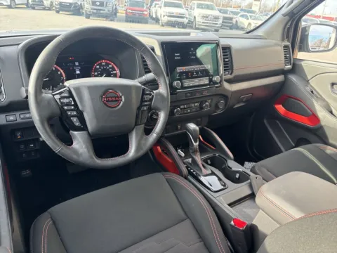 More photos of 2024 Nissan Frontier PRO-4X at Jerry Hunt Supercenter - Lexington, NC
