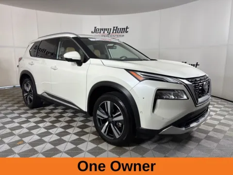 More photos of 2023 Nissan Rogue Platinum at Jerry Hunt Supercenter - Lexington, NC