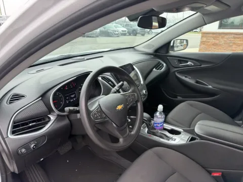 More photos of 2023 Chevrolet Malibu LT at Jerry Hunt Supercenter - Lexington, NC