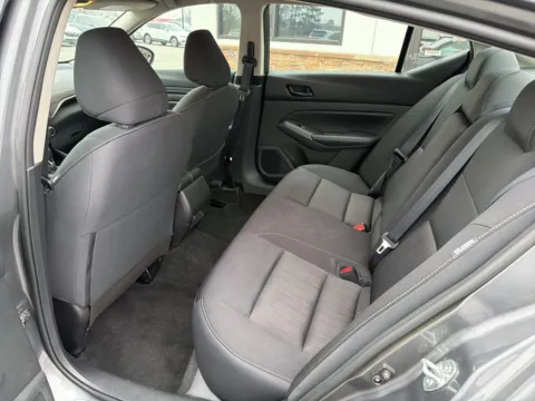 More photos of 2024 Nissan Altima 2.5 SV at Jerry Hunt Supercenter - Lexington, NC