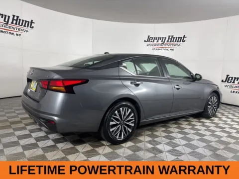 More photos of 2024 Nissan Altima 2.5 SV at Jerry Hunt Supercenter - Lexington, NC