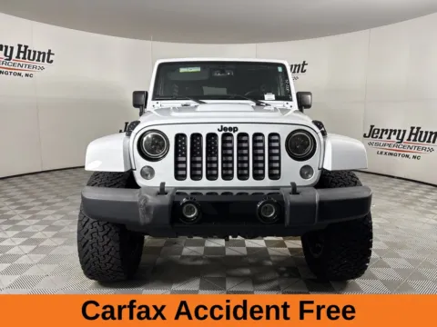 More photos of 2018 Jeep Wrangler JK Unlimited Altitude at Jerry Hunt Supercenter - Lexington, NC