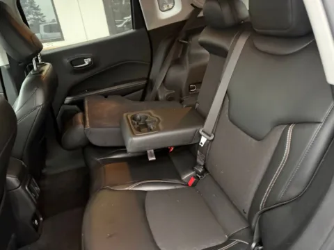 More photos of 2021 Jeep Compass Latitude at Jerry Hunt Supercenter - Lexington, NC