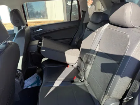 More photos of 2021 Volkswagen Tiguan 2.0T SE at Jerry Hunt Supercenter - Lexington, NC