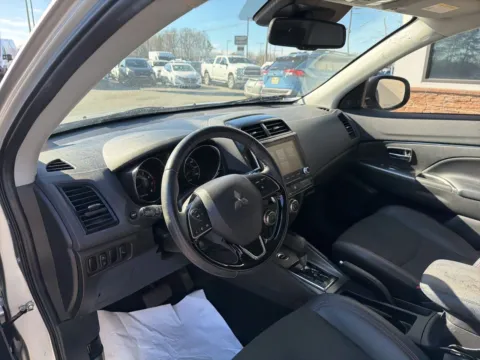 More photos of 2022 Mitsubishi Outlander Sport 2.0 SE at Jerry Hunt Supercenter - Lexington, NC