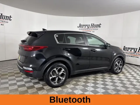 More photos of 2022 Kia Sportage LX at Jerry Hunt Supercenter - Lexington, NC