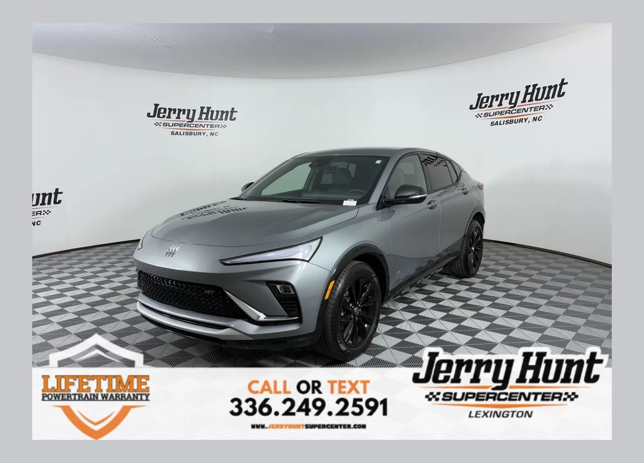 2025 Buick Envista Sport Touring's photo