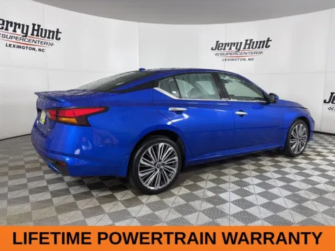 More photos of 2025 Nissan Altima 2.5 SL at Jerry Hunt Supercenter - Lexington, NC